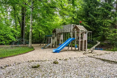 8114 Meadowbrook Drive Indianapolis IN 46240