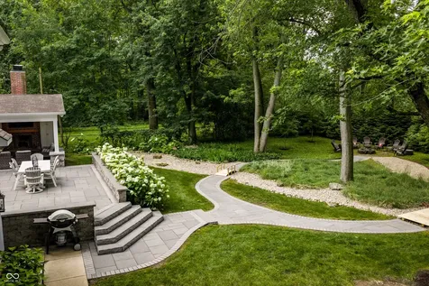 8114 Meadowbrook Drive Indianapolis IN 46240