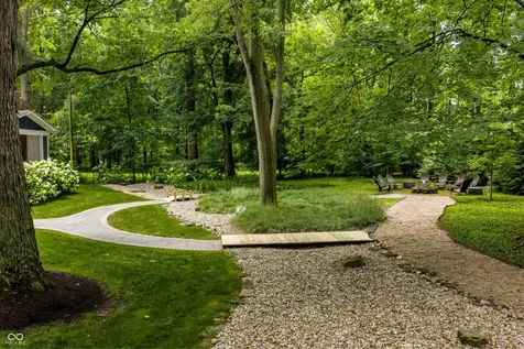 8114 Meadowbrook Drive Indianapolis IN 46240