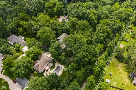 8114 Meadowbrook Drive Indianapolis IN 46240