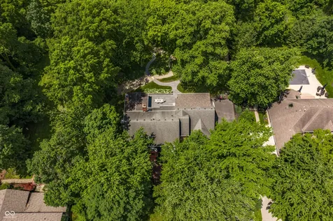 8114 Meadowbrook Drive Indianapolis IN 46240