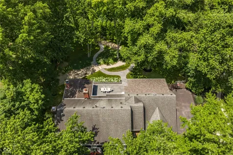 8114 Meadowbrook Drive Indianapolis IN 46240
