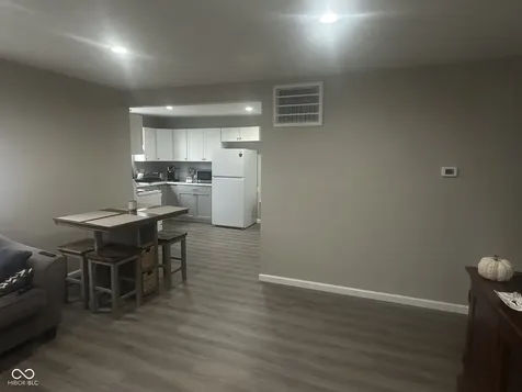 484 S Rochester Indianapolis IN 46241
