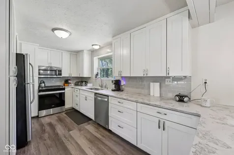 2060 Lick Creek Drive Indianapolis IN 46203