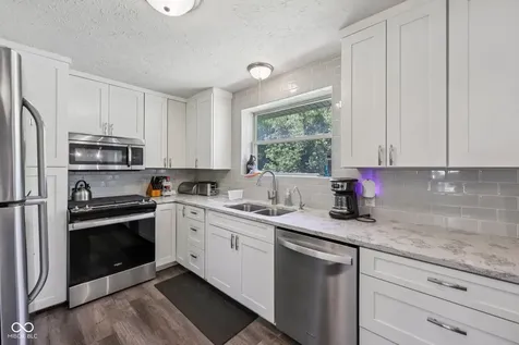 2060 Lick Creek Drive Indianapolis IN 46203