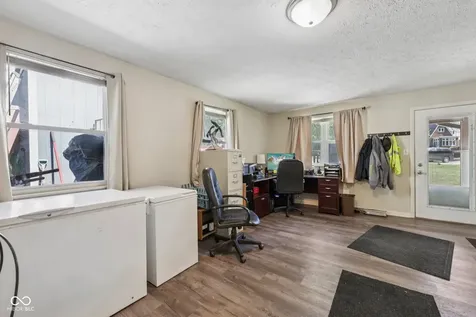2060 Lick Creek Drive Indianapolis IN 46203