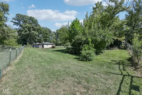 2060 Lick Creek Drive Indianapolis IN 46203