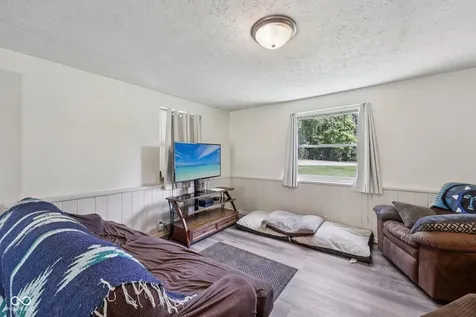 2060 Lick Creek Drive Indianapolis IN 46203