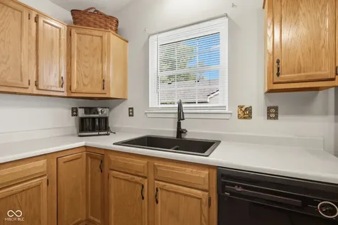 5473 Kelly Anne Way Noblesville IN 46062