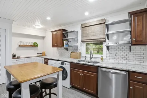 5626 Ralston Avenue Indianapolis IN 46220
