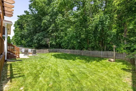 11897 Gatwick View Drive Fishers IN 46037