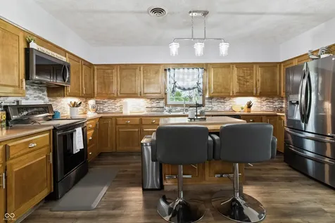 1344 W 1000 N Fortville IN 46040