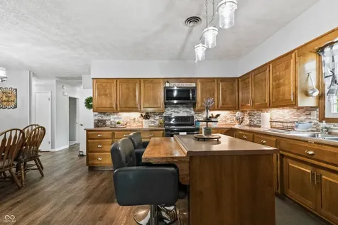 1344 W 1000 N Fortville IN 46040