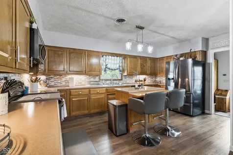 1344 W 1000 N Fortville IN 46040