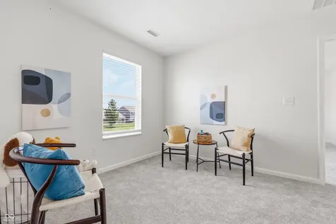 1593 Woodside Circle Franklin IN 46131