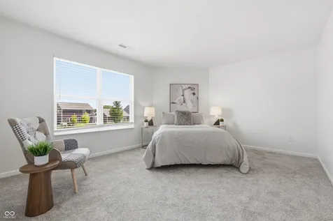 1593 Woodside Circle Franklin IN 46131