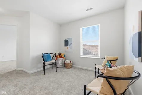1593 Woodside Circle Franklin IN 46131