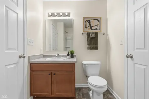 1593 Woodside Circle Franklin IN 46131