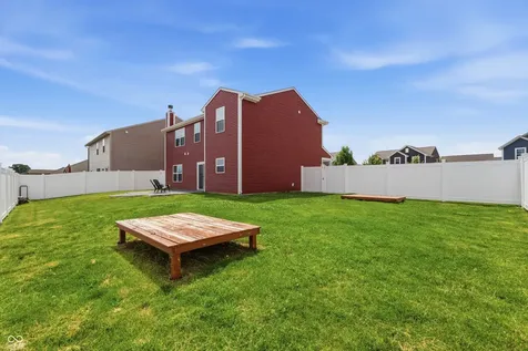 1593 Woodside Circle Franklin IN 46131
