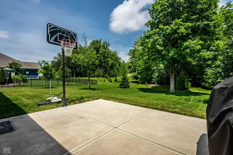 15611 Woodford Drive Westfield IN 46074