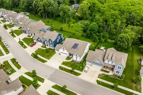 15611 Woodford Drive Westfield IN 46074