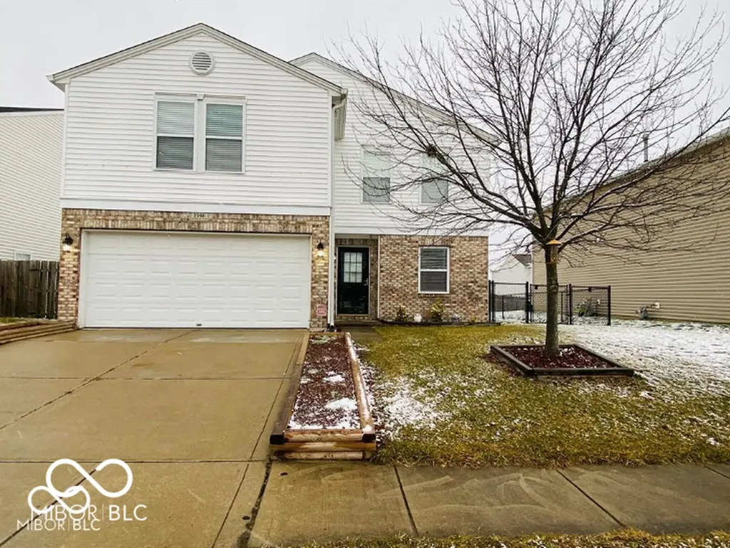 1946 Prairie Sky Lane Greenwood IN 46143