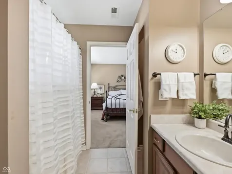 1845 Glendora Drive Indianapolis IN 46214