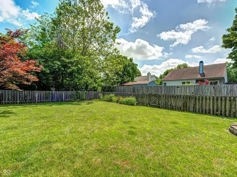 1845 Glendora Drive Indianapolis IN 46214