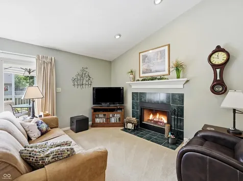 1845 Glendora Drive Indianapolis IN 46214