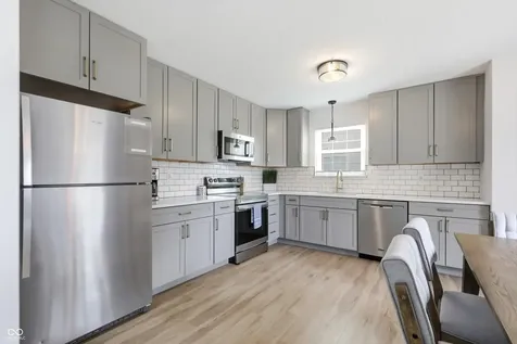 541 E Pine Ridge Drive Westfield IN 46074