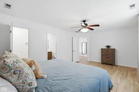 541 E Pine Ridge Drive Westfield IN 46074