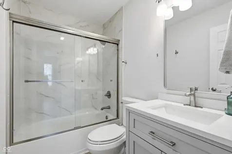 541 E Pine Ridge Drive Westfield IN 46074