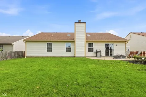 541 E Pine Ridge Drive Westfield IN 46074