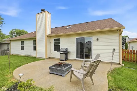 541 E Pine Ridge Drive Westfield IN 46074