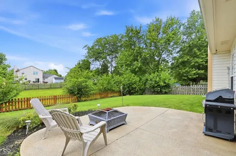 541 E Pine Ridge Drive Westfield IN 46074
