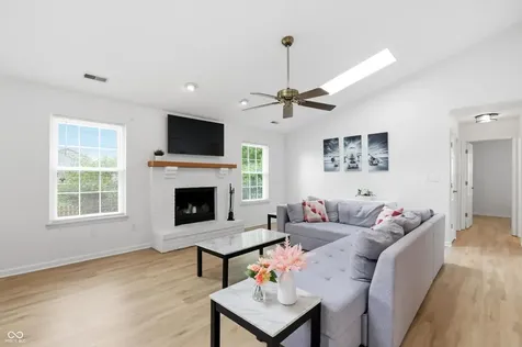 541 E Pine Ridge Drive Westfield IN 46074