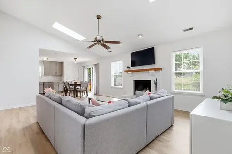 541 E Pine Ridge Drive Westfield IN 46074