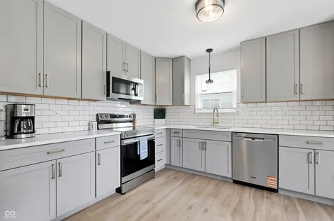 541 E Pine Ridge Drive Westfield IN 46074