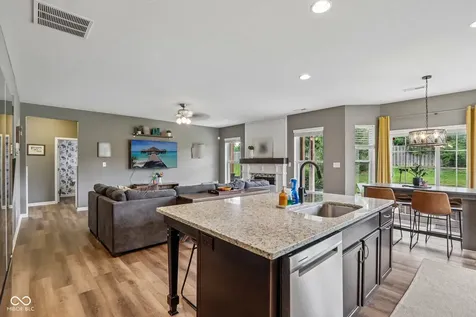 10137 Pepper Tree Lane Noblesville IN 46060
