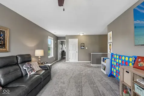 10137 Pepper Tree Lane Noblesville IN 46060