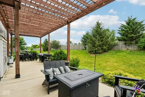 10137 Pepper Tree Lane Noblesville IN 46060