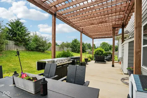 10137 Pepper Tree Lane Noblesville IN 46060