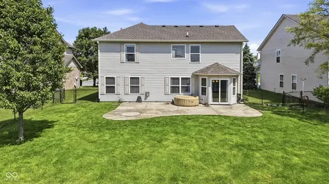8716 N Springview Drive Mccordsville IN 46055