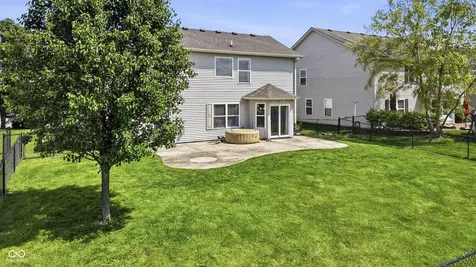 8716 N Springview Drive Mccordsville IN 46055