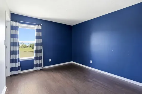 8716 N Springview Drive Mccordsville IN 46055