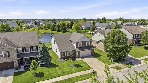 8716 N Springview Drive Mccordsville IN 46055