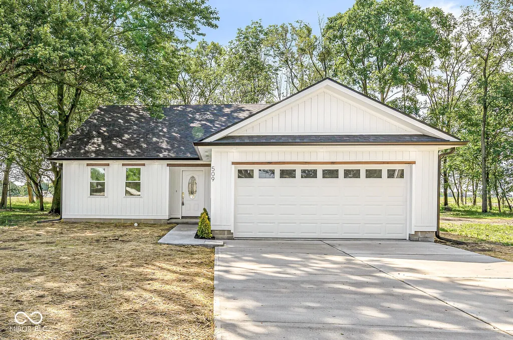 509 W Main Street Colfax IN 46035