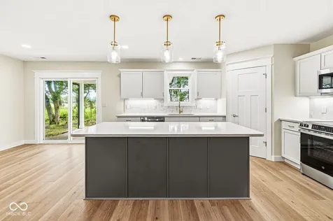 509 W Main Street Colfax IN 46035