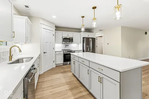 509 W Main Street Colfax IN 46035