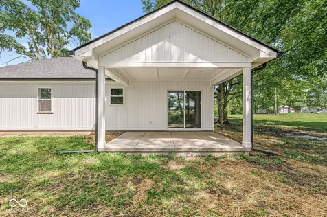 509 W Main Street Colfax IN 46035